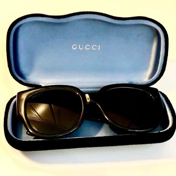 NWT GUCCI Sunglasses GG0142SA Black Square Frame Gold G Logo + Case MSRP $550 main image 12